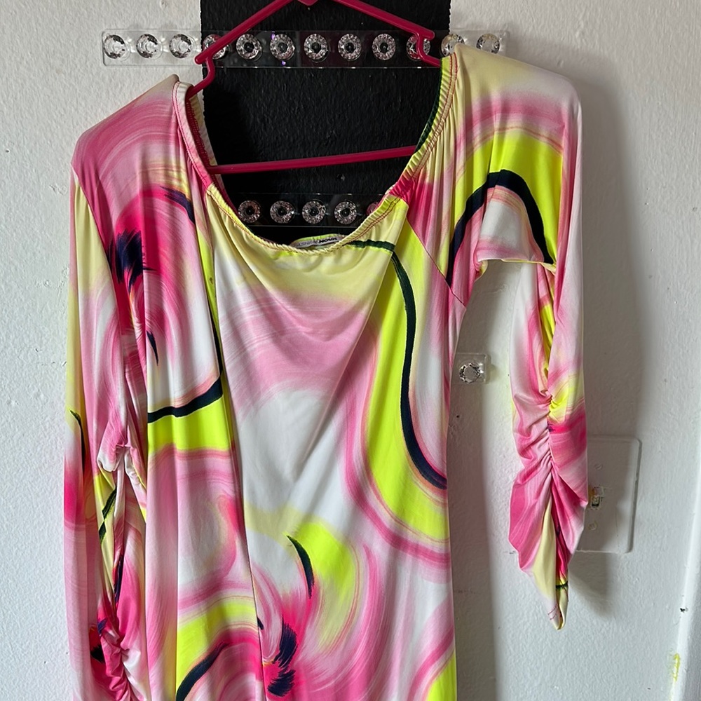 Fashion Nova- Multiple color dress/body con- slightly see through- Size: 1XL